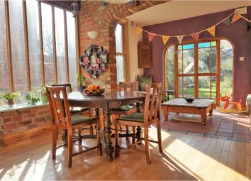 Thumbnail 5 bed terraced house for sale in Park Avenue, Hull