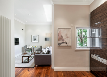 Thumbnail 1 bed flat for sale in Kensington Gardens Square, London
