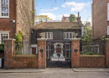 Thumbnail Semi-detached house for sale in Lees Place, London