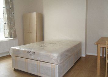 Thumbnail Room to rent in Archway Road, Highgate