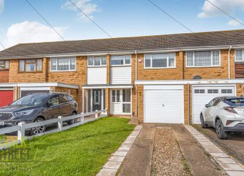 3 Bedrooms Terraced house for sale in Manston Way, Hornchurch RM12