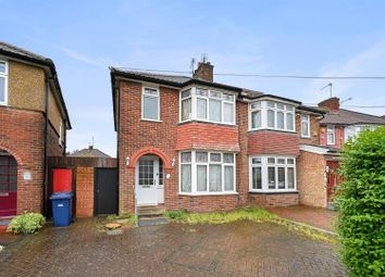 Thumbnail Property for sale in Cumbrian Gardens, Cricklewood, London.