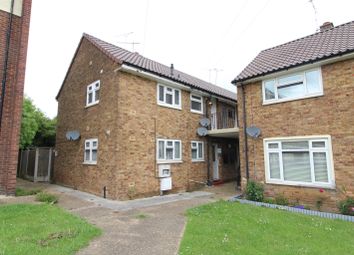 Thumbnail Flat to rent in Wood Farm Close, Leigh-On-Sea