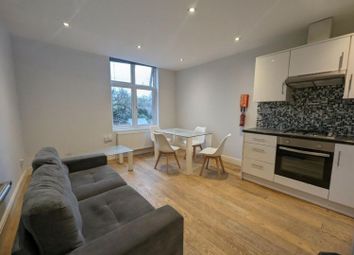 Thumbnail 3 bedroom flat to rent in Fordwych Road, London