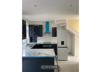 Finalising New Fitted Kitchen/ Breakfast Bar