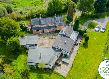 Thumbnail Detached house for sale in Carr Lane, Alderley Edge