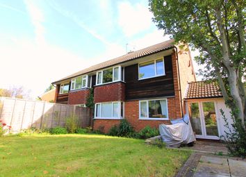 Thumbnail Maisonette to rent in Sandringham Road, Maidenhead