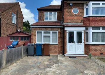 Thumbnail Terraced house to rent in Oakleigh Avenue, Edgware