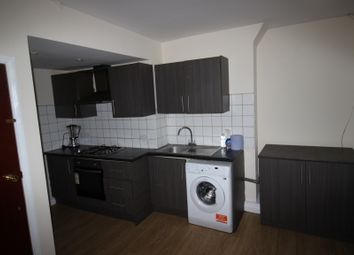 Thumbnail Flat to rent in George Street, Reading