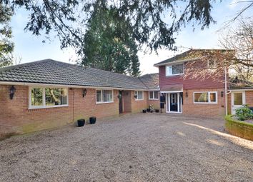 4 Bedrooms Detached bungalow for sale in Pound Hill, Crawley, West Sussex RH10