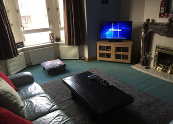 Thumbnail 3 bed flat to rent in Glencoe Street, Anniesland