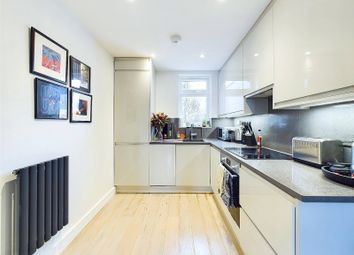 Thumbnail 1 bed flat to rent in Waldegrave Road, Teddington