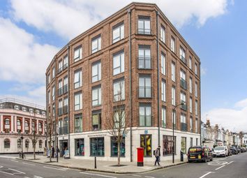 Thumbnail 1 bedroom flat for sale in New Kings Road, Parsons Green