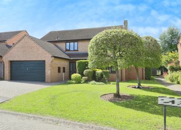 Thumbnail 4 bed detached house for sale in Canberra Close, Wellesbourne, Warwick