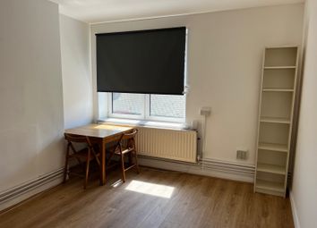 Thumbnail 1 bedroom flat to rent in Bermondsey Wall East, London
