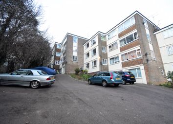 Thumbnail 2 bed flat for sale in Richmond Hill, Luton