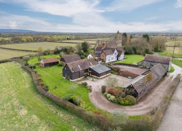 Worcester - 4 bed barn conversion for sale