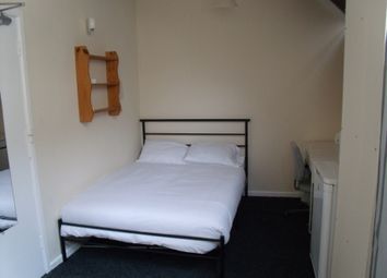 1 Bedroom Detached house for rent