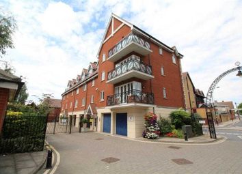 Thumbnail 2 bed flat for sale in Neptune Quay, Ipswich