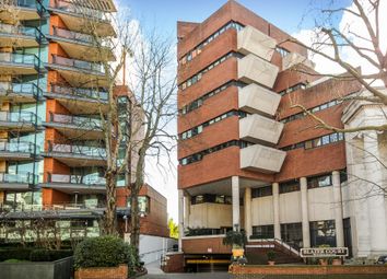 2 Bedrooms Flat for sale in Blazer Court, St Johns Wood NW8