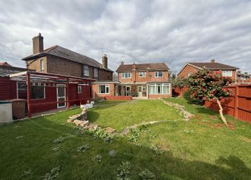 Thumbnail 7 bedroom detached house for sale in Farm Way, Staines