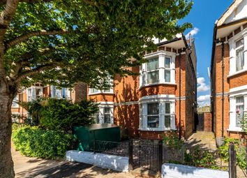 3 Bedrooms Semi-detached house for sale in Northcroft Road, Ealing, London W13