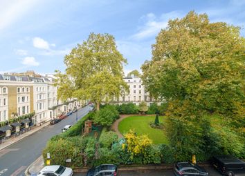 Thumbnail 3 bedroom flat to rent in Princes Square, London
