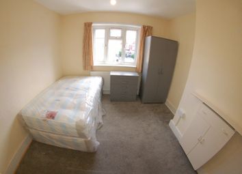 Thumbnail Room to rent in Oaklands Road, London