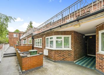 Thumbnail Flat to rent in Northwood, Greater London