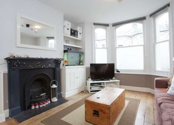 2 Bedrooms Flat to rent in Ballater Road, London SW2