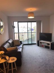 1 bed flat to rent in Salford Approach, Salford M3