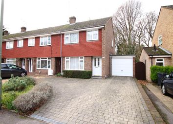 3 Bedrooms End terrace house for sale in Nightingale Drive, Mytchett GU16
