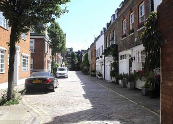 2 Bedrooms Mews house to rent in Devonshire Close, London W1G