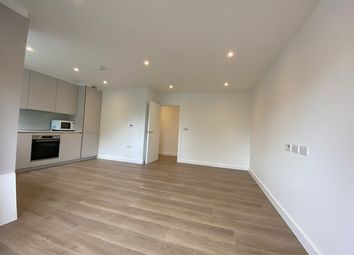 Thumbnail Flat to rent in Crouch End Hill, London