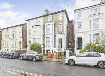 Thumbnail 2 bed flat for sale in Elphinstone Road, Southsea