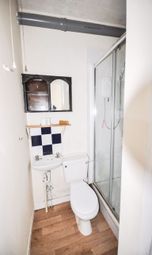 Thumbnail 2 bed flat to rent in Goldington Avenue, Bedford