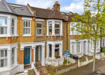 Thumbnail Flat for sale in Farmilo Road, London