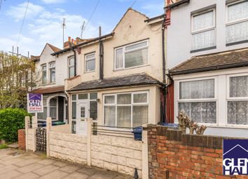 Thumbnail Terraced house for sale in Oakleigh Road South, London