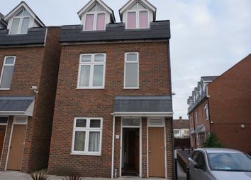 2 Bedroom Detached house for rent