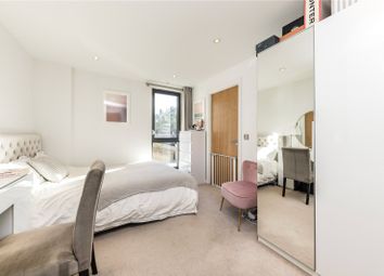 Thumbnail Flat for sale in Leigham Court Road, London