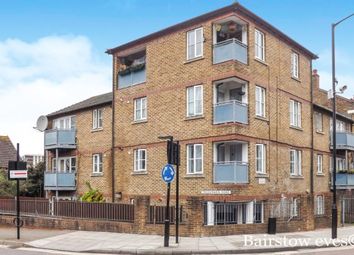 1 Bedrooms Flat to rent in Trederwen Road, London E8