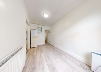 Thumbnail 2 bed maisonette to rent in Fernthorpe Road, London