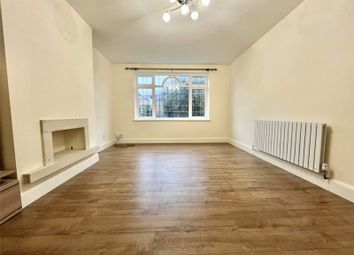 Thumbnail 2 bed maisonette to rent in Hempstead Road, Watford, Hertfordshire