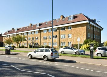 Thumbnail Flat to rent in Parkside, High Street, Potters Bar