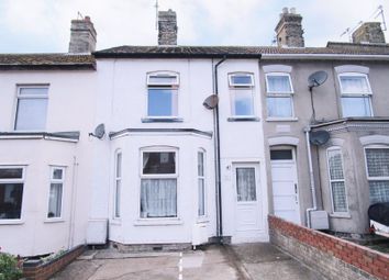 Thumbnail 2 bed flat to rent in Alexandra Road, Lowestoft