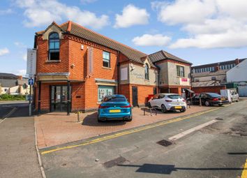 Thumbnail Flat to rent in Catherine Street, Town Centre, Swindon