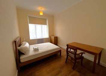 Thumbnail Flat to rent in Hall Road, London