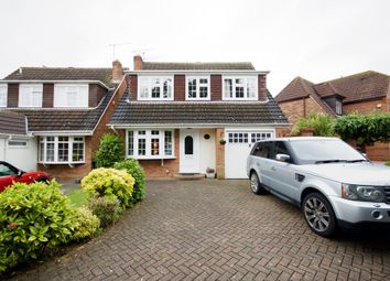 4 Bedrooms Detached house for sale in Honey Close, Great Baddow, Chelmsford CM2