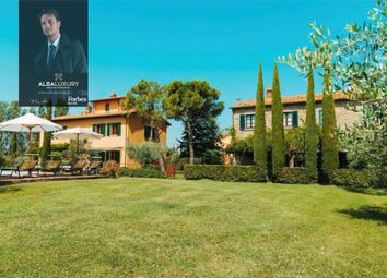 Thumbnail 17 bed villa for sale in Sp Lauretana, Cortona, Toscana, 051017, Italy