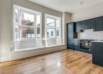 Thumbnail Flat for sale in Bell Street, Henley-On-Thames, Oxfordshire